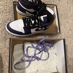 Nike Air Jordan 1 High Court Purple and Black - Gradeschool